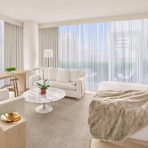 One-Bedroom King Suite